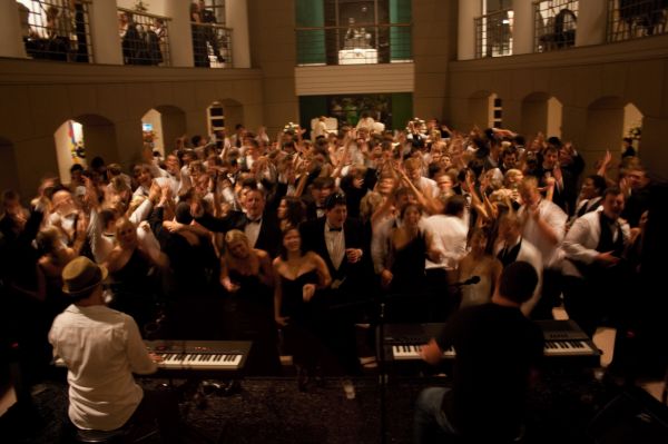 Dueling Pianos : Corporate Event Band