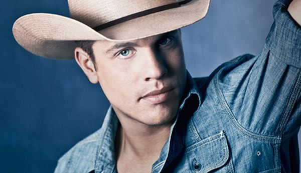 Dustin Lynch : National Country Band