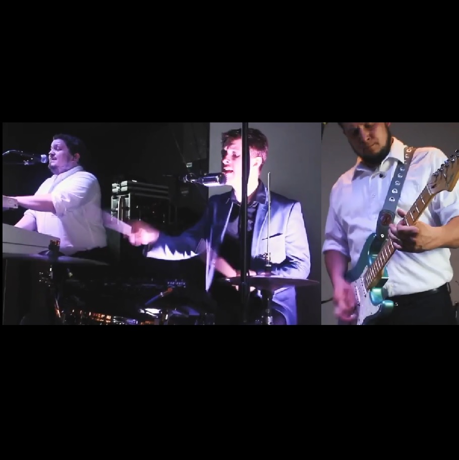 divines-wedding-party-band-1-800-689-2263
